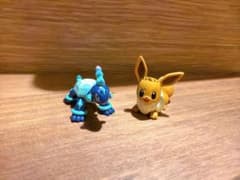 ポケモンバスボールミニフィギア⭐︎びっくらたまご⭐︎ゲリラセール⭐︎のサムネイル
