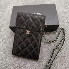 VIP限定 ノベルティ CCロゴ スマホショルダーポーチ ブラック - メルカリ