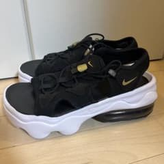 美品！NIKE エアマックスココのサムネイル