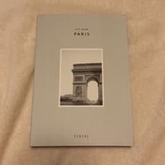 Cereal City Guide: Paris 洋書 - メルカリ