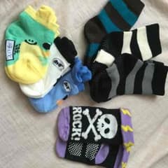 新品未使用くつした おまけのドクロのサムネイル