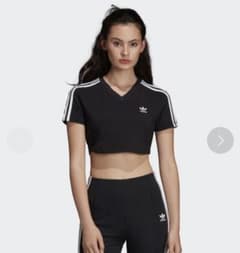 adidasクロップドTシャツのサムネイル