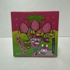 Lotte Strawberry Picking Wireless Earphones ①