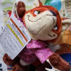 ディズニー ズートピア ニック 肩のせぬいぐるみ - メルカリ
