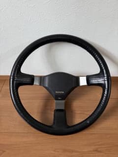 AE86（カローラレビン・スプリンタートレノ）の純正ステアリング