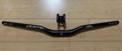 BURGTEC Stem and handlebar 35mmのサムネイル