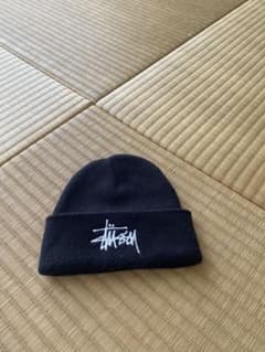 stussy ビーニー　ニット帽　ブラックのサムネイル