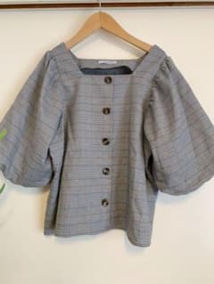 Tシャツのサムネイル