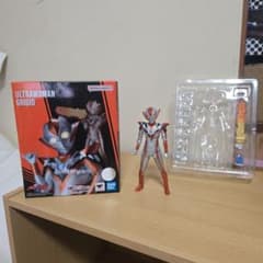 SHFiguarts 울트라우 몽그리조 울트라맨 R/B