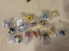 めじるしアクセシリー１４個まとめ売り　ナルミヤ　豆しば　サンリオ　しずくちゃんのサムネイル