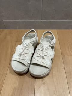 NIKE エアマックス ココ サンダル ホワイト 25cm 厚底のサムネイル