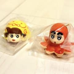 p*o様 クレヨンしんちゃん おべんとうマスコット 【2点セット】のサムネイル