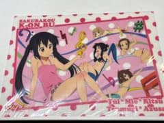 けいおん! デスクマットA 桜高軽音部 未開封品 A3サイズ - メルカリ