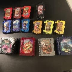 仮面ライダーセイバー ワンダーライドブック 大量セットのサムネイル