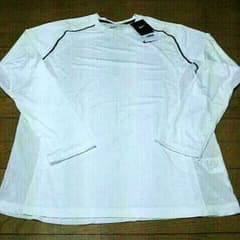 新品！ NIKE長袖 Tシャツのサムネイル