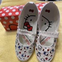 ★ 新品　ハローキティ　バレーシューズ　24.5センチ　日本製　★のサムネイル