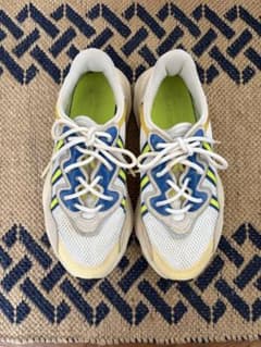 adidas OZWEEGO アディダス オズウィーゴ 23cmのサムネイル
