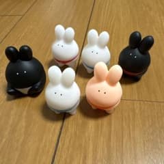 パンツうさぎ フィギュア 5体➕ふわふわ大パンツうさぎセット ガチャのサムネイル