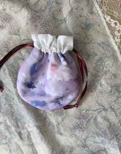 淡いピンク色花柄 巾着袋　ハンドメイド新品のサムネイル