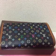 ヴイトンのサムネイル