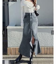 新品未使用❤︎フロントスリットデニムスカートのサムネイル