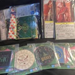 Wicked 一番くじ　コースター　巾着ポーチ　チケットホルダー　ステッカーのサムネイル