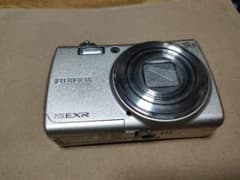 ジャンク★FinePix★EXR F200★富士フイルム★シルバーのサムネイル