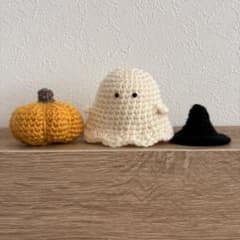 あみぐるみ　ハンドメイド　ハロウィン　かぼちゃ おばけ 魔女帽子　かぎ針編みのサムネイル