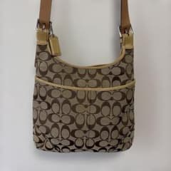 COACH シグネチャー ショルダーバッグのサムネイル