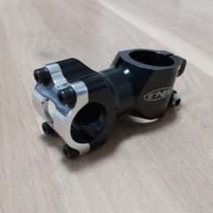 TNI ステム 60mm ( ストライダー )のサムネイル