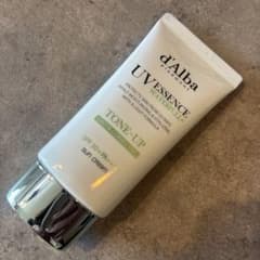 d'Alba UV ESSENCE TONE-UP Sun Cream