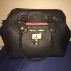 黒 バッグのサムネイル