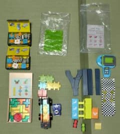 【豪華6種類】こどもちゃれんじ 知育玩具 ロボキット2箱分 スライダーゴーゴー他のサムネイル