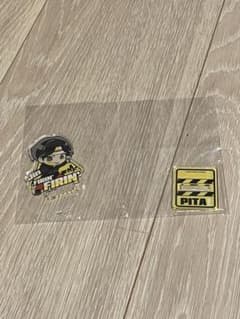 tinytan ジンのサムネイル