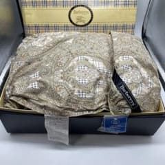 Burberrys BB620 羽毛肌掛け布団 ダウン50％ 箱付 Burberrys BB620 羽毛肌掛け布団 ダウン50％ 箱付 - メルカリ