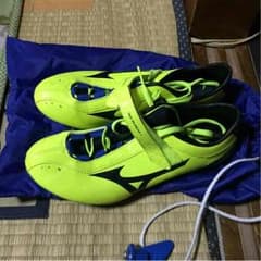 ミズノスパイクのサムネイル