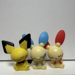 ポケモン　肩ズンfig ガチャガチャ　プラスル　マイナン　ピチューのサムネイル