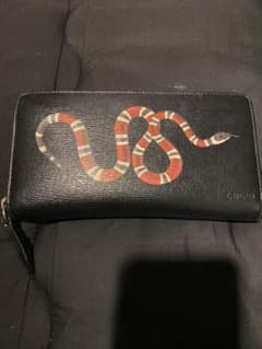 GUCCI スネーク　長財布のサムネイル
