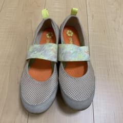 new balance ニューバランス　aneka 24cmのサムネイル