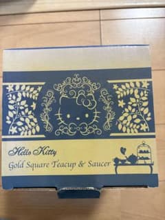 Hello Kitty Gold Square Teacup & Saucerのサムネイル