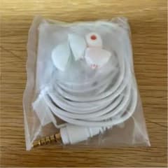 新品 イヤホンのサムネイル