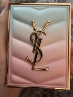 【YSL】クチュールミニクラッチ　125 アイシャドウのサムネイル