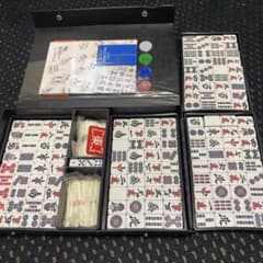 麻雀牌一式のサムネイル