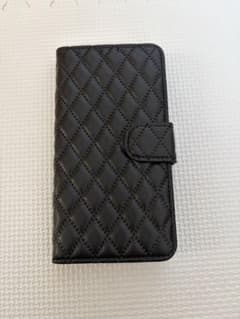 iPhone11用　キルティング 手帳型ケース ブラックのサムネイル