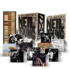 藤*志様 Neil Young Archives Vol. II 10CD BOのサムネイル