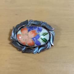 Brooch pendant top