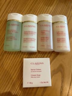 【未使用】クラランスClarins  アメニティセットのサムネイル