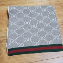 【最終価格】GUCCI♥️マフラーのサムネイル