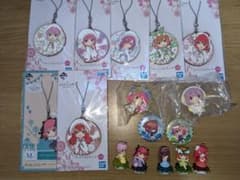 五等分の花嫁 キーホルダー 缶バッジ カプセルトイ まとめ売りのサムネイル