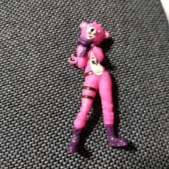 フォートナイトピンクマフィギュアのサムネイル